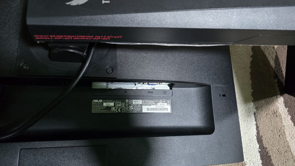 Monitor Asus tuf 24 (full Hd)144hz  cu defect