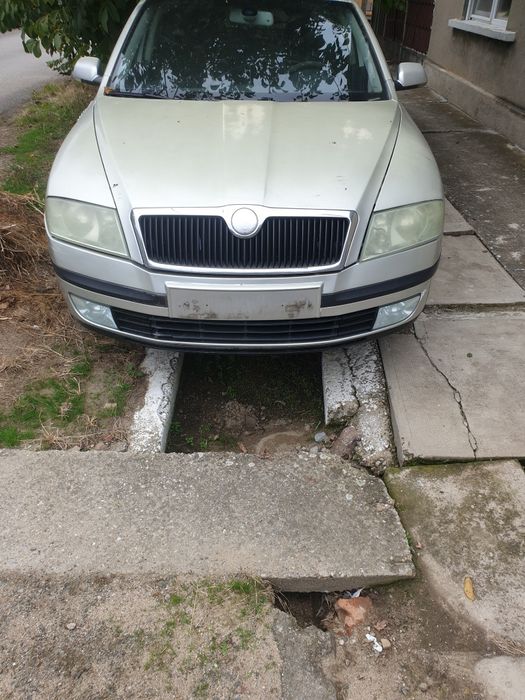 Skoda Octavia  fără motor și cutie