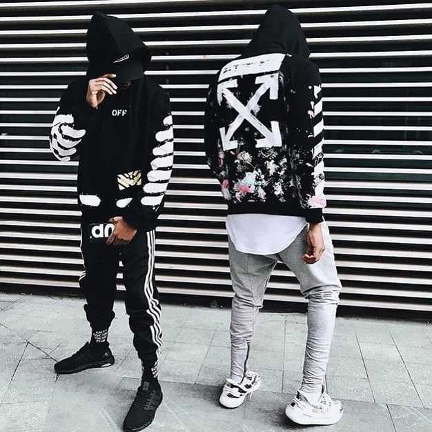 Off-White суичър (Hoodie) M-L размер