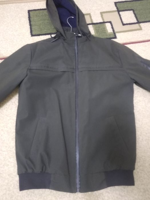 Продается ветровка