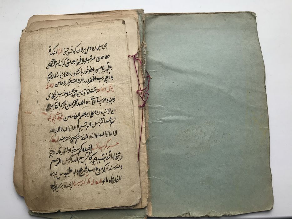 Продам книги антиквариат, книгам более 100 лет