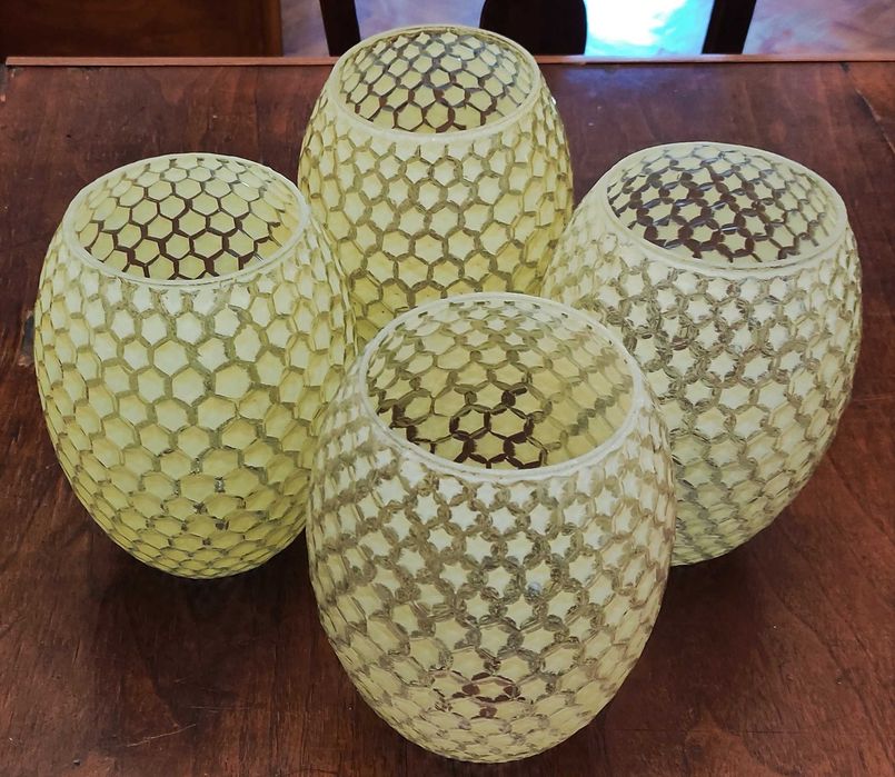 Стъклени абажури за полилей