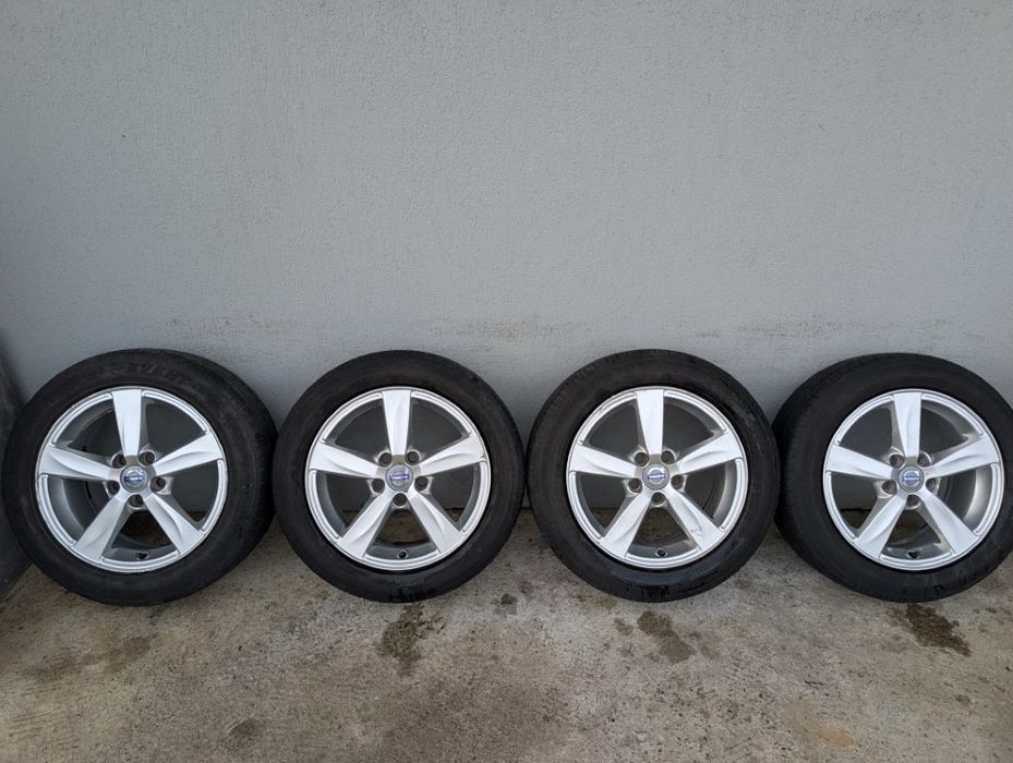 Jante MATRES 16" Volvo V40 S60 V60 S40 V50 S80 V70 C30 C70 anvelope 205/55 R16 cod 31317285