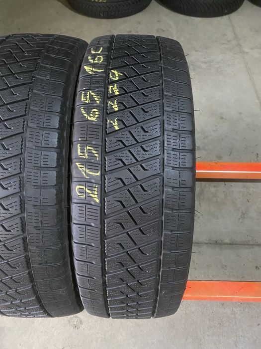 Anvelope iarna 215/65/16C Lassa Wintus 2 215 65 16C R16C