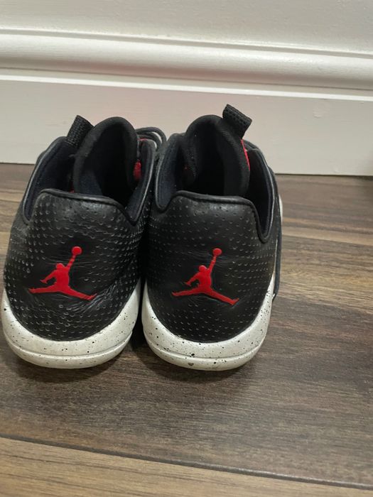 Спортни маратонки