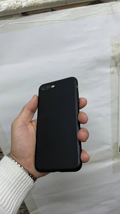 Продам iPhone 7+
