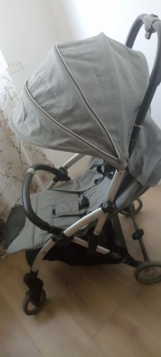 Коляска качественная