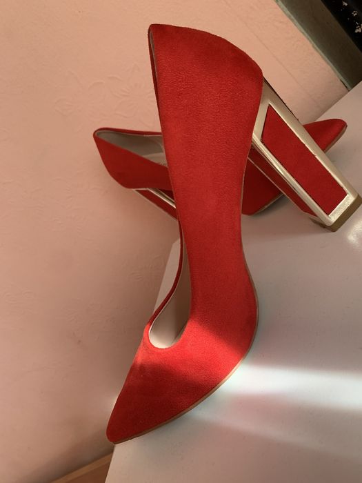 Дамски токчета на Tendenz