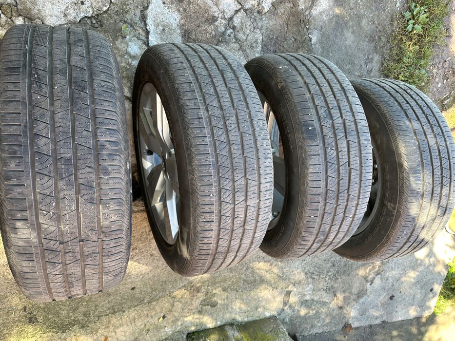 Всесезонни  Continental дот 15/23. 235 / 55 /192