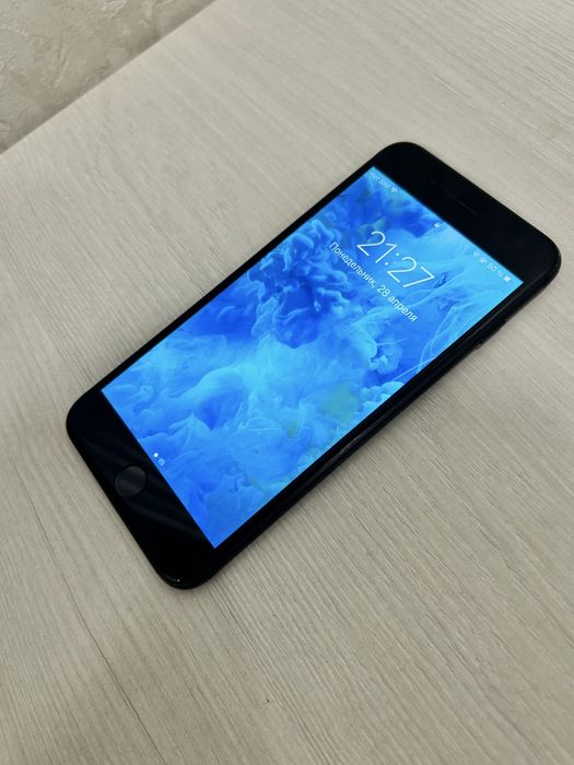 Iphone 7 plus , 128 гб