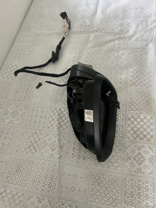 Oglinda stanga volkswagen passat B9