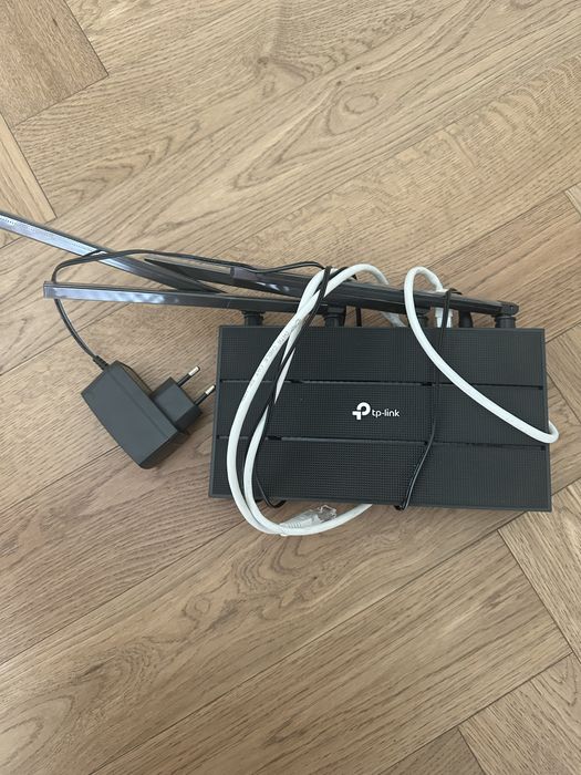 Продам wifi роутер