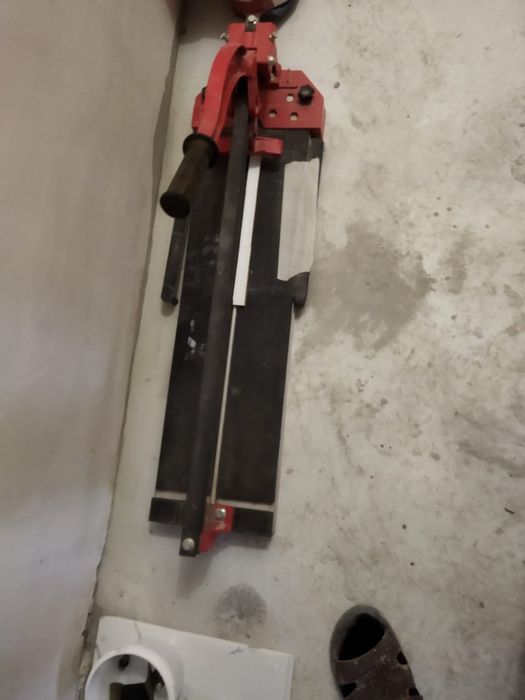 Продам инструмент для ремонта..