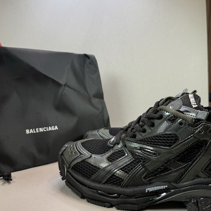 Balenciaga Runners "Black Olive"! НОВИ!