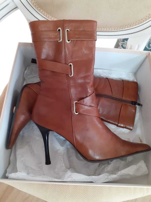 Vând cizme mărimea 37