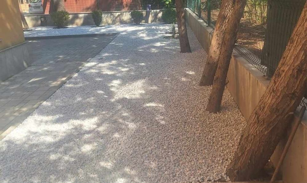 Бели чакълени камъчета за декорация и украси Доставки