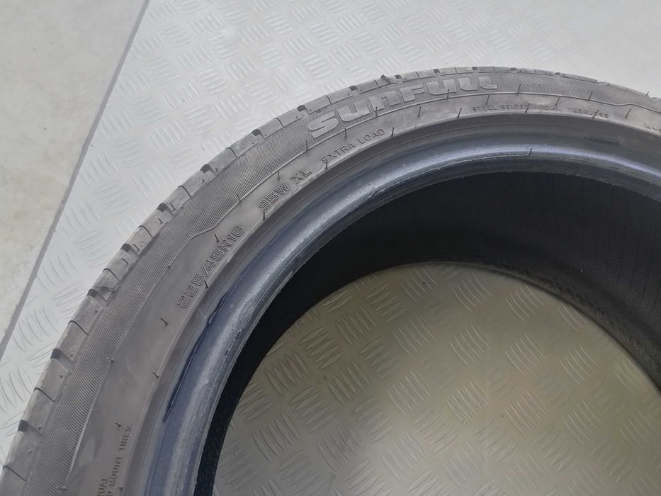 Летни гуми sunfull 225 45 18