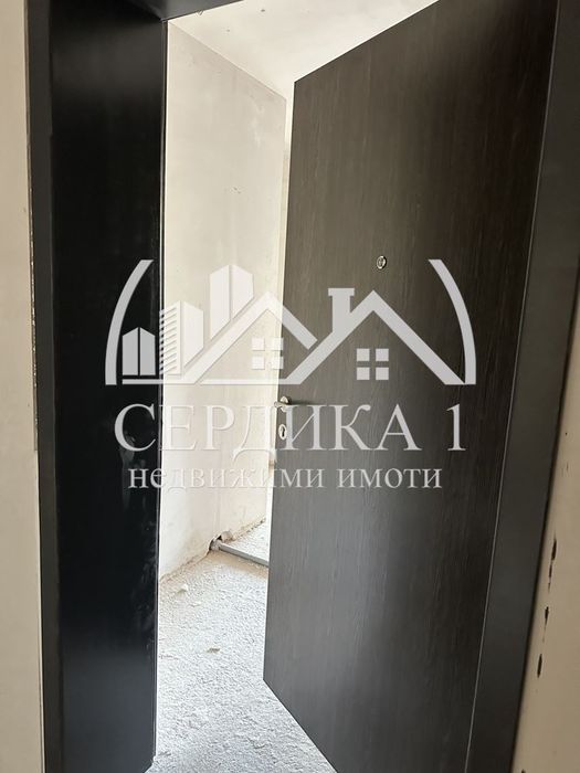 Продава се Тристаен апартамент в Благоевград, Запад - 85 кв.м за 1453 €/кв.м - Снимка #4