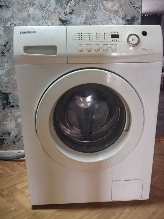 Продам стиральную машинку