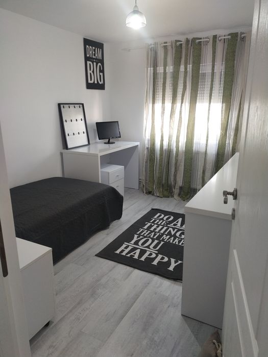 Apartament 4 camere