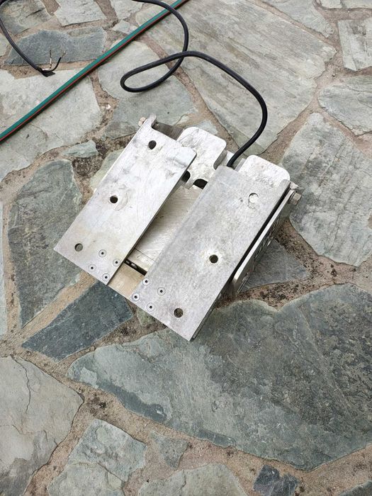 Trim electric,jack plate,model CMC PT 35