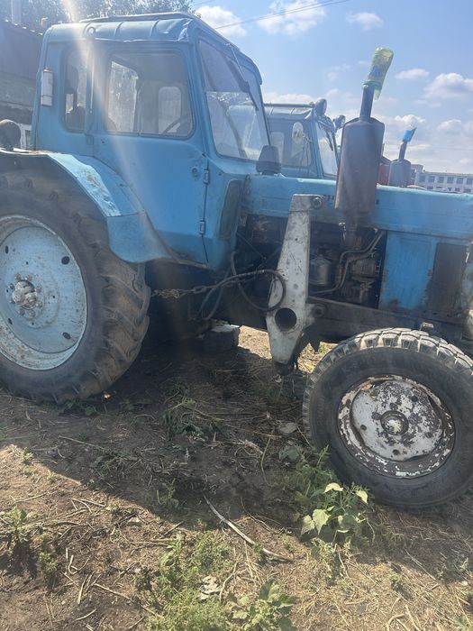 Трактор Мтз 80 продам