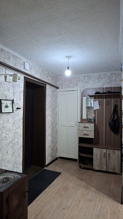 Продам 2 комнатную квартиру