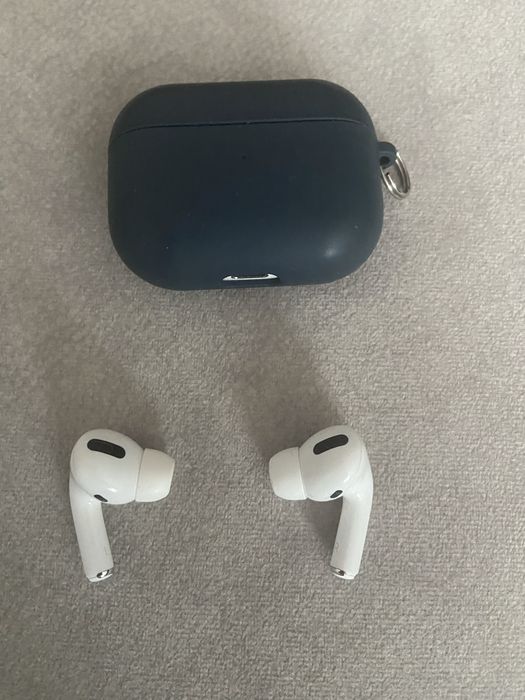 Airpods Pro оригинал, б/у