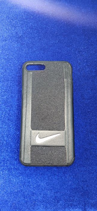 Telefonlarga chexol bor