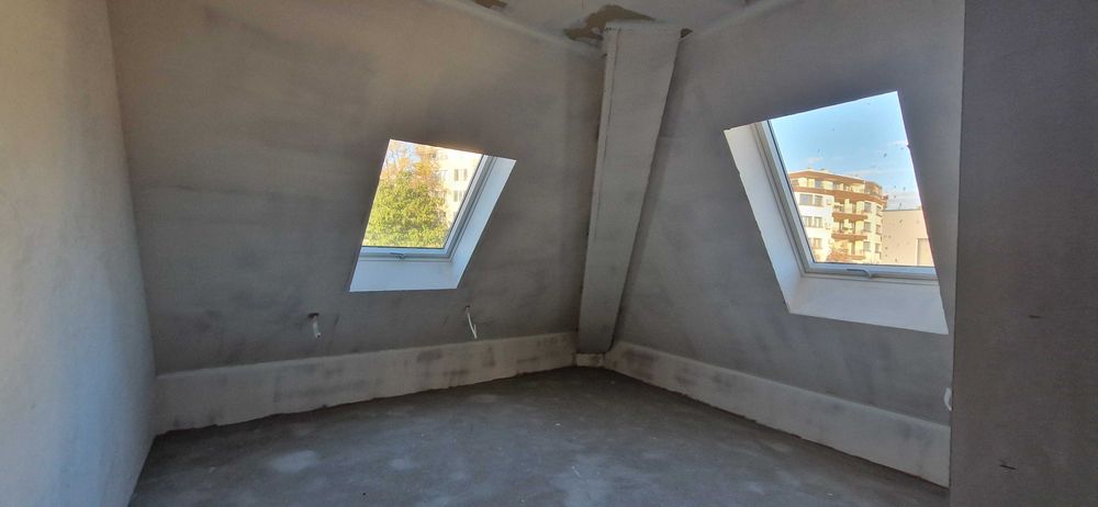 Продава се Тристаен апартамент в Добрич, Свети Георги - 183 кв.м за 1312 €/кв.м - Снимка #6