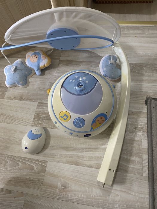 Продам Мобиль Chicco