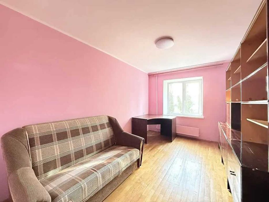 Дава се под наем Тристаен апартамент в София, Зона Б-18 - 95 кв.м за 484.5 € - Снимка #1