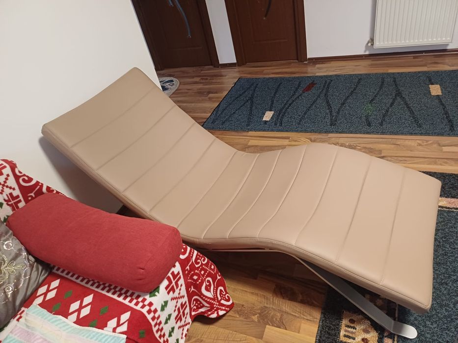 Șezlong piele bej
