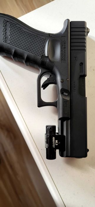 Airsoft GLOCK 17 Gen4 UMAREX Еърсофт Пистолет Pistolet  Gas