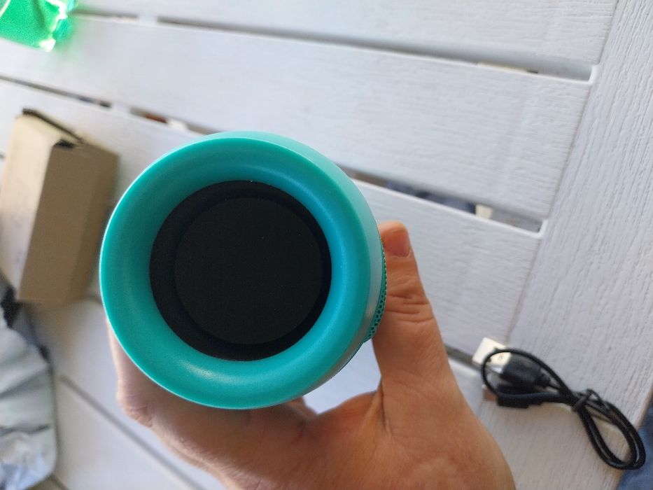 Тонколона чисто нова