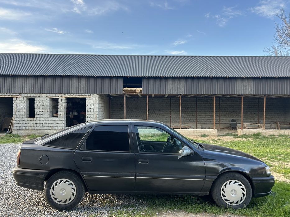 Опель Вектра хэтчбек