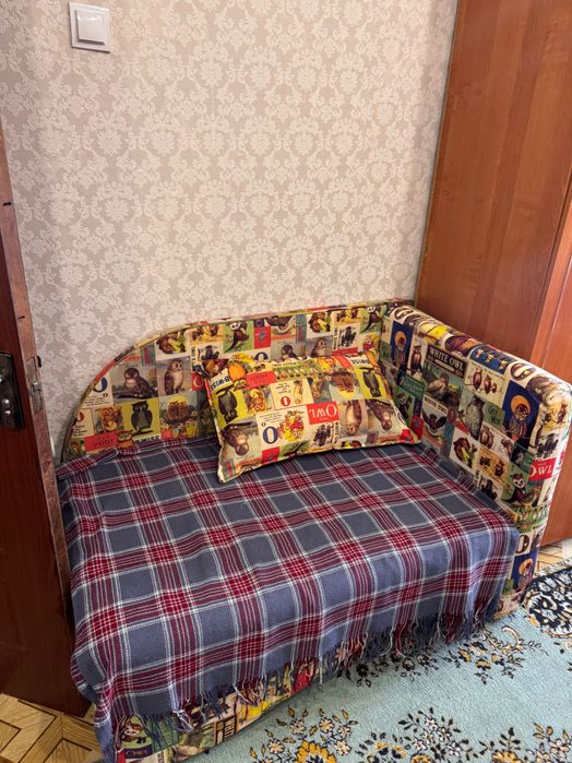Продам детский диван БУ