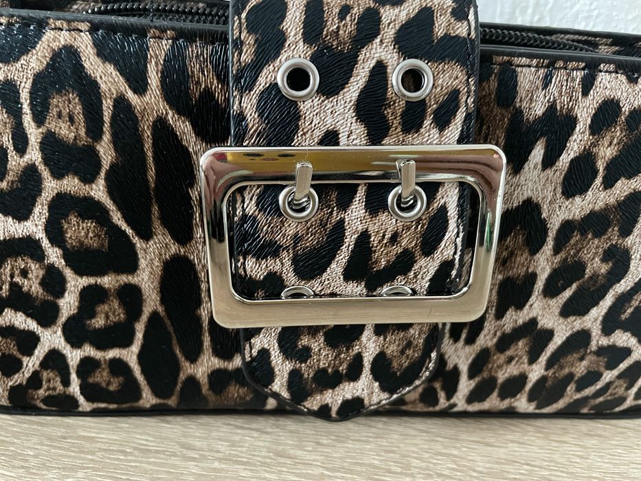 Леопардова дамска чанта