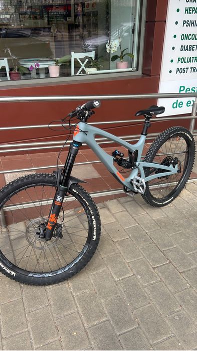 DiamondBack 2 c Carbon Full Carbon Mountain Bike