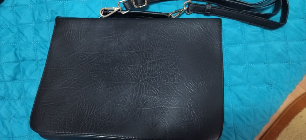 Geantă damă in stare ireproșabilă