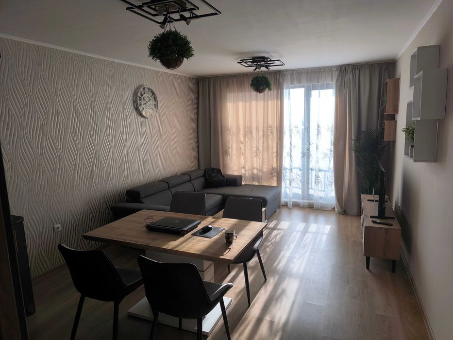 Продава се Тристаен апартамент в Варна, Погреби - 89 кв.м за 1287 €/кв.м - Снимка #2