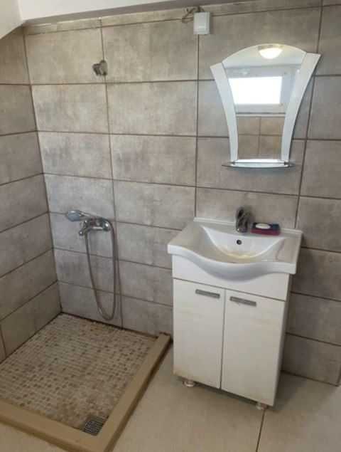 Дава се под наем Двустаен апартамент в София, Център - 65 кв.м за 578.34 € - Снимка #8