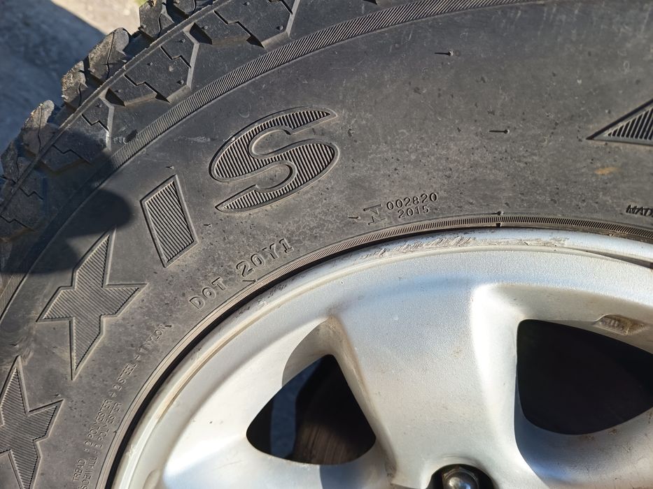 Anvelope și jante 6x139.7 16 Nissan patrol off road maxxis