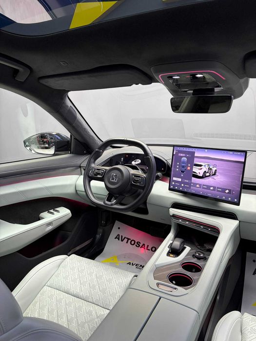 Продается Zeekr 001 you