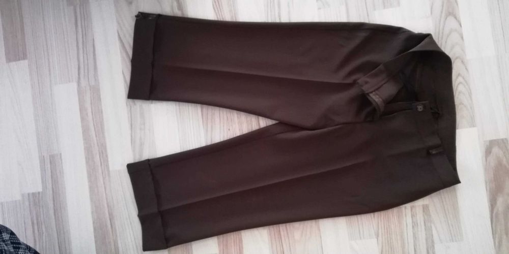 Vând pantaloni damă, grena, negru, bleumarin, maro 3/4
