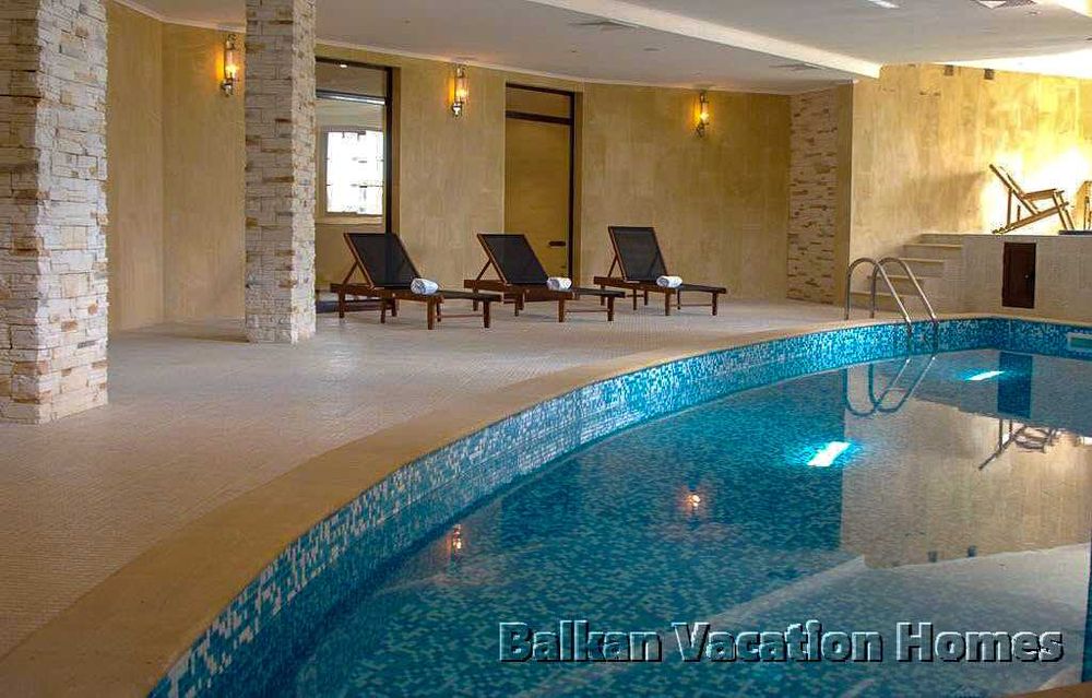 Продава се Тристаен апартамент в Обзор - 113 кв.м за 510 €/кв.м - Снимка #17