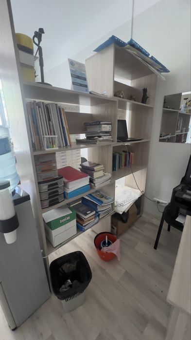 Стеллаж для книг/ Шкаф