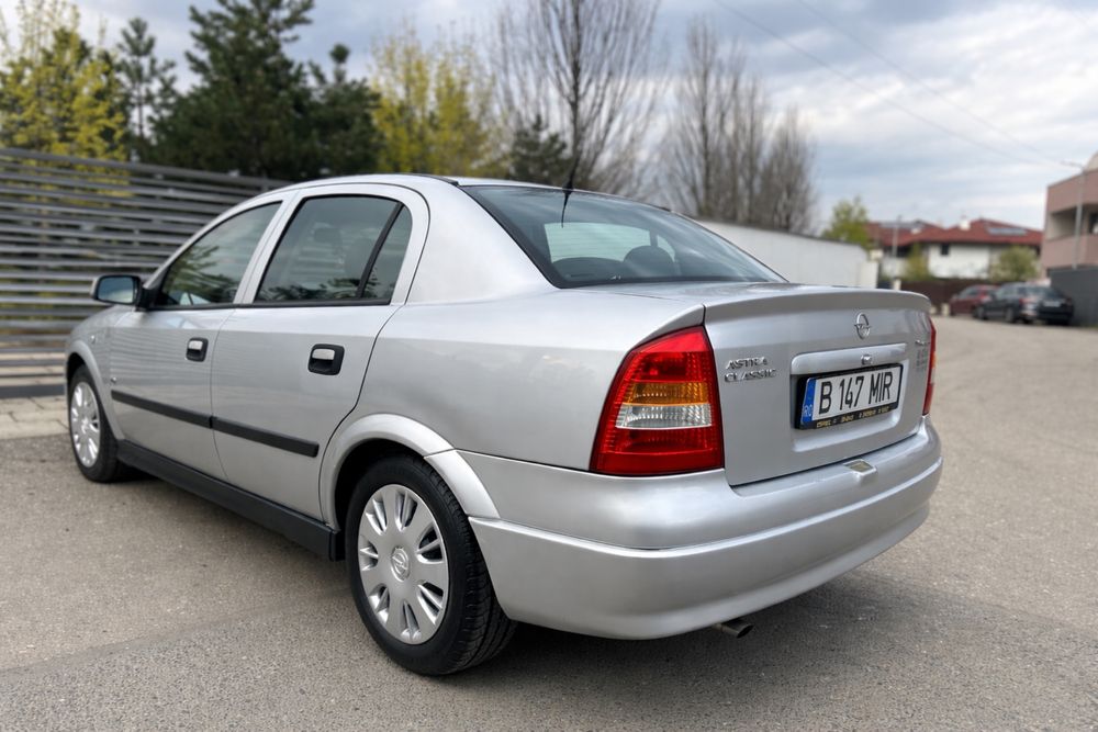 Opel Astra G  Sedane/1.6twinport/Euro4/94.000km/Climatronic/Geamuri Electrice/Făra nicio problema/Finantare Rate Banca Transilvania