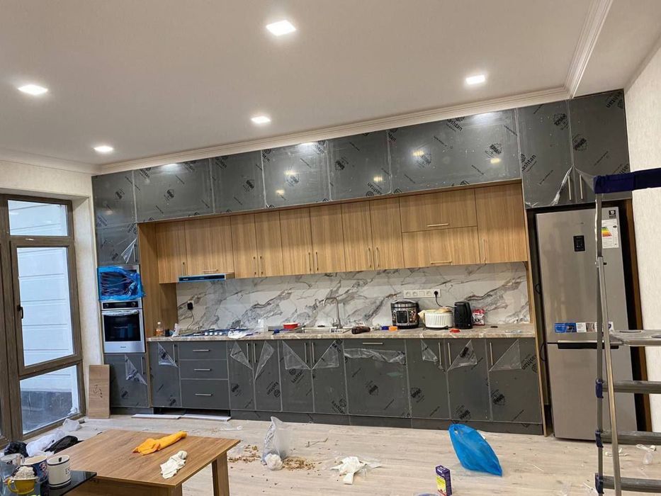 Karavot shkaf kupe garderop