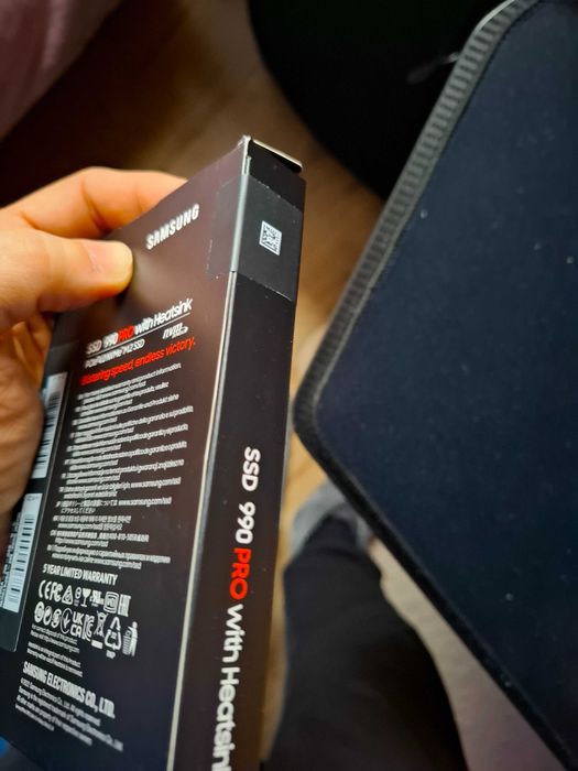 Vand SSD Samsung 990 PRO 4TB Heatsink M2 nou sigilat garantie Ro